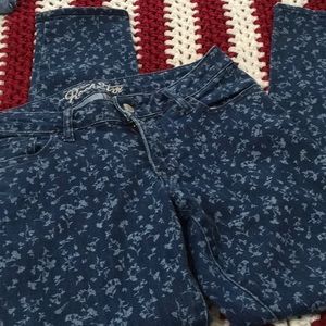 Rockstar Old Navy low rise skinny floral size 10
